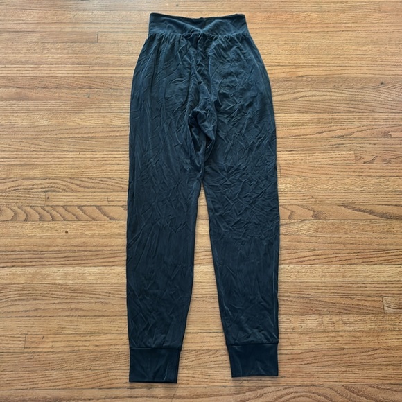 Commando Black Sweats - Picture 3 of 3